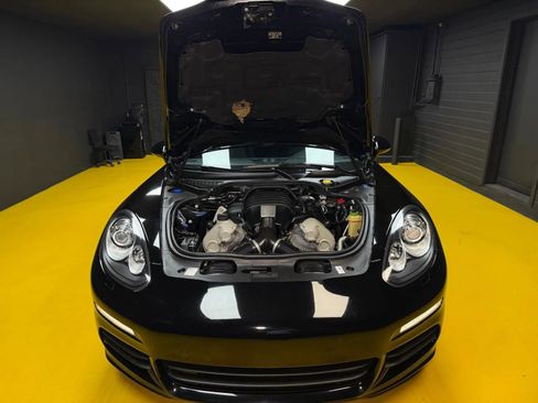 Used 2015 Porsche Panamera 4 AWD/4WD image 14