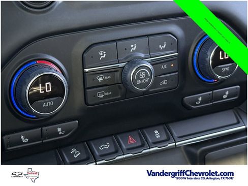 Used 2022 Chevrolet Silverado 1500 LT Trail Boss w/ LPO, Dark Essentials Package AWD/4WD image 18