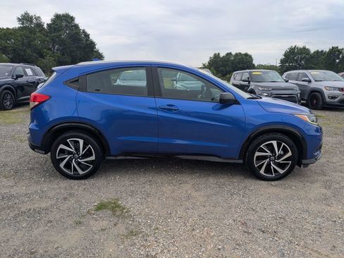 Used 2019 Honda HR-V Sport image 2