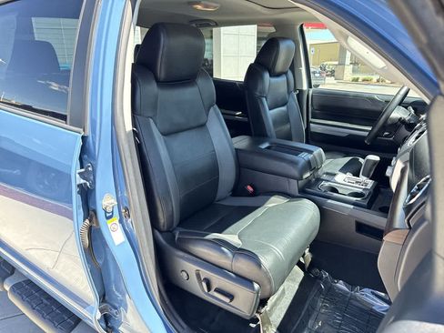 Used 2018 Toyota Tundra Limited w/ Limited Premium Package AWD/4WD image 14