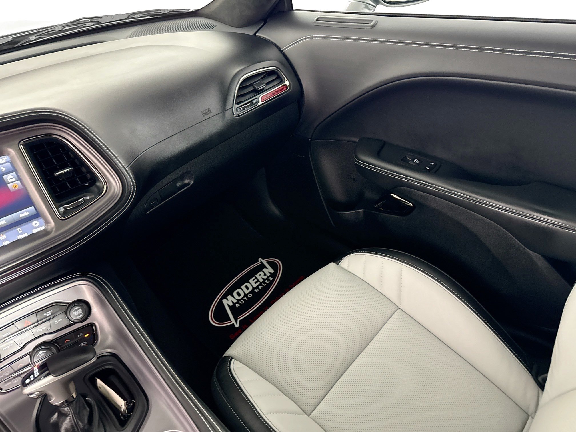 Used 2023 Dodge Challenger SRT Hellcat RWD image 33