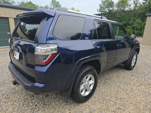 Certified 2023 Toyota 4Runner SR5 Premium w/ Moonroof Package AWD/4WD image 6