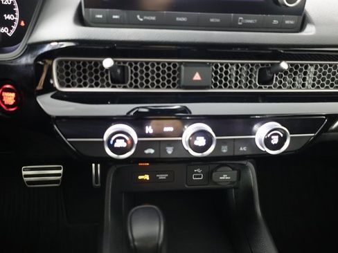 Used 2023 Honda Civic Sport image 17