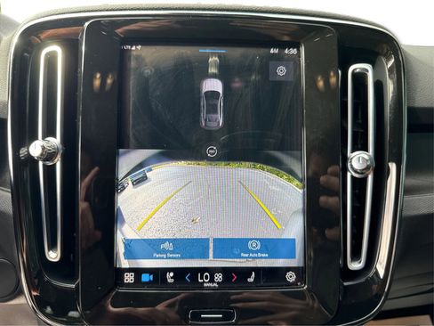 Used 2022 Volvo C40 P8 Recharge Ultimate image 29