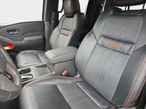 Used 2023 Nissan Frontier Pro-X w/ Pro-X Premium Package RWD image 12