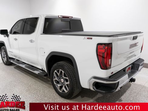 Used 2026 GMC Sierra 1500 SLT w/ SLT Premium Plus Package AWD/4WD image 3