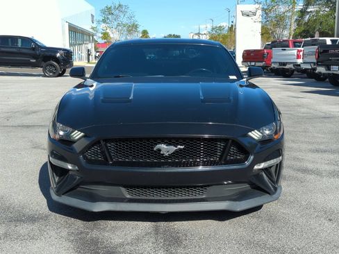Used 2018 Ford Mustang GT w/ GT Performance Package RWD image 9