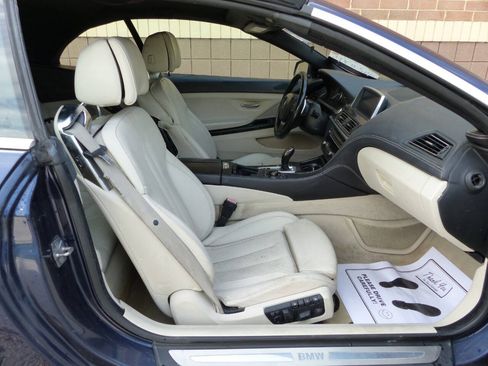 Used 2012 BMW 650i Convertible RWD image 33