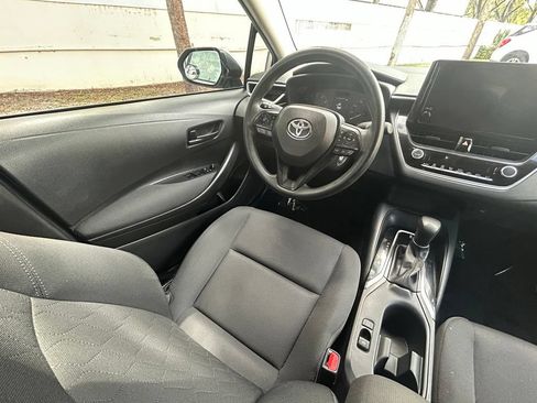 Used 2023 Toyota Corolla LE FWD image 9