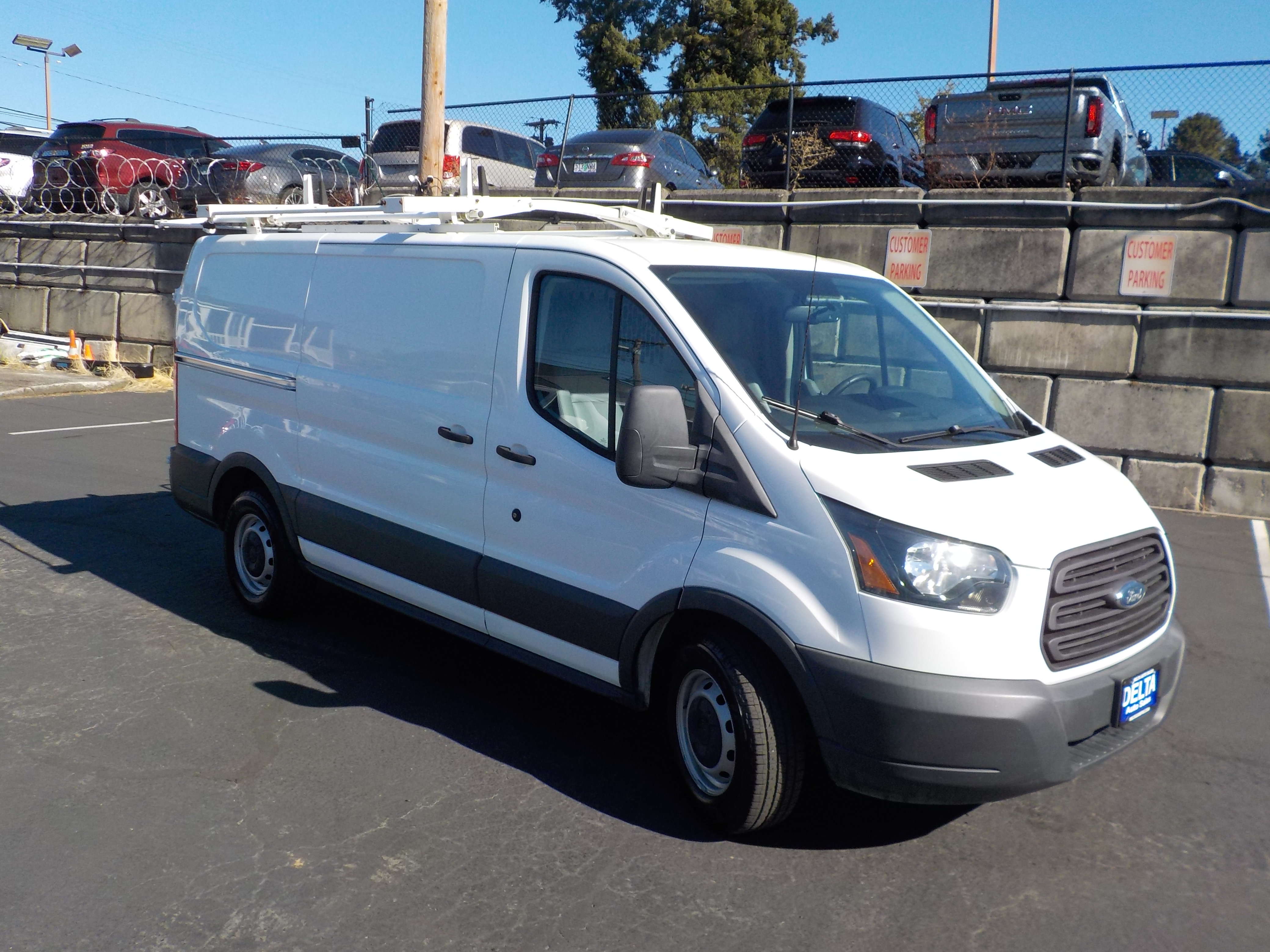 Used 2015 Ford Transit 150 130 Low Roof RWD image 5