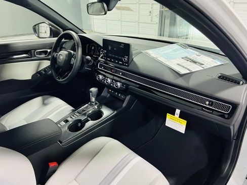 New 2025 Honda Civic Sport image 32