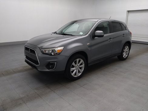 Used 2014 Mitsubishi Outlander Sport SE AWD/4WD image 2