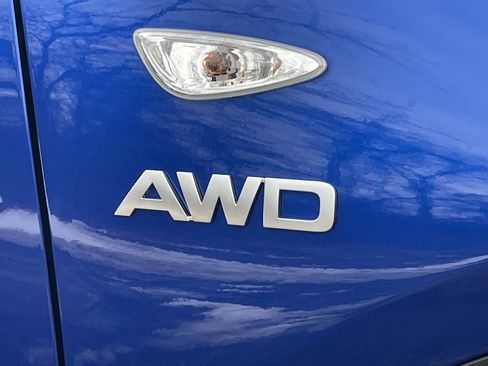 Used 2023 Kia Seltos LX image 10