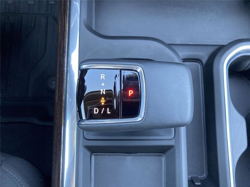 New 2026 GMC Sierra 1500 Elevation image 29