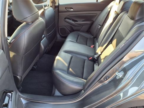 Used 2024 Nissan Altima 2.5 SR FWD image 23