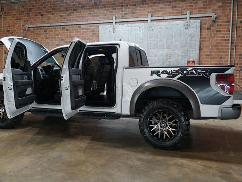 Used 2013 Ford F150 Raptor w/ Luxury Equipment Group image 34