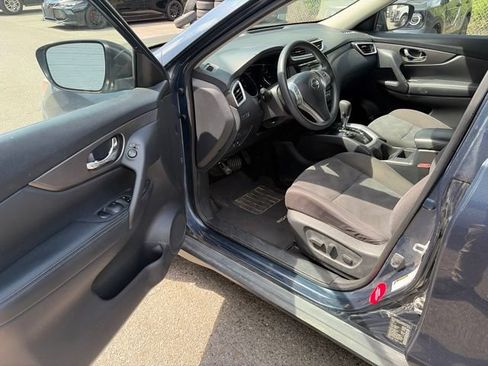 Used 2016 Nissan Rogue SV AWD/4WD image 15
