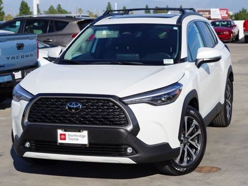 Certified 2024 Toyota Corolla Cross XLE w/ Convenience Package image 3