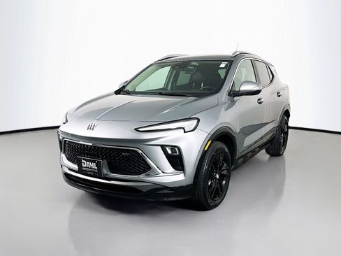 Used 2024 Buick Encore GX Sport Touring AWD/4WD image 4