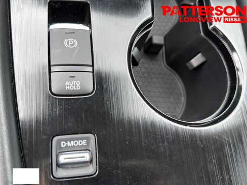 Used 2023 Nissan Rogue Platinum FWD image 14