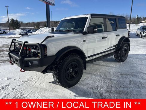 Used 2023 Ford Bronco Wildtrak image 4