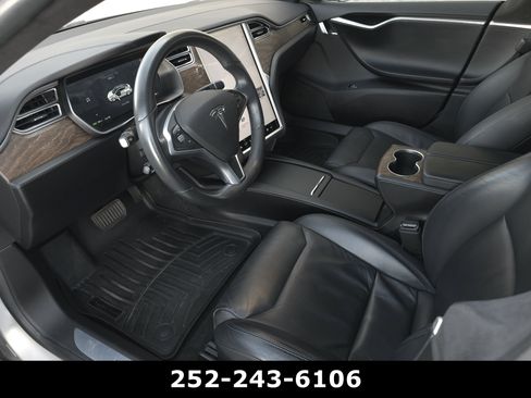 Used 2017 Tesla Model S 75D AWD/4WD image 7