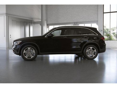 Certified 2022 Mercedes-Benz GLC 300 300 w/ Premium Package Lite image 35