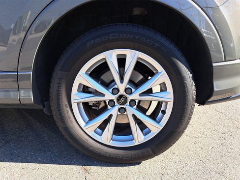 Used 2022 Audi Q3 2.0T Premium w/ Convenience Package image 34