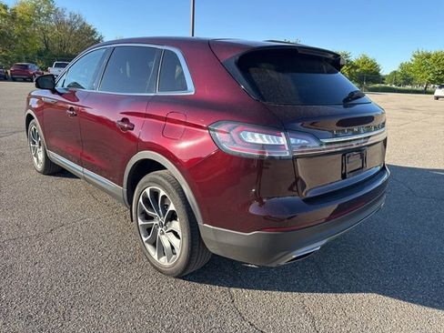 Used 2023 Lincoln Nautilus Reserve AWD/4WD image 3