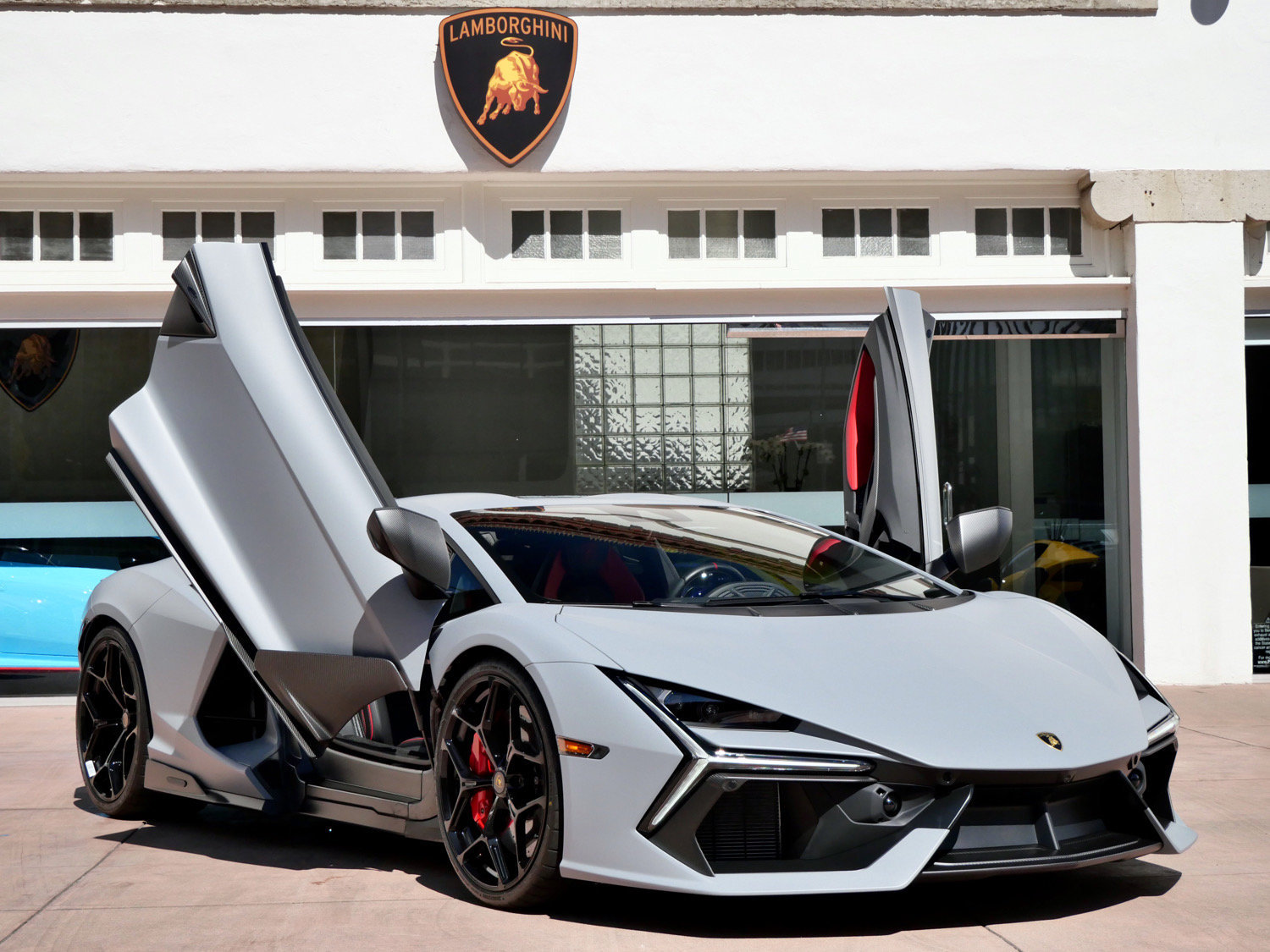 Used 2024 Lamborghini Revuelto AWD/4WD image 20