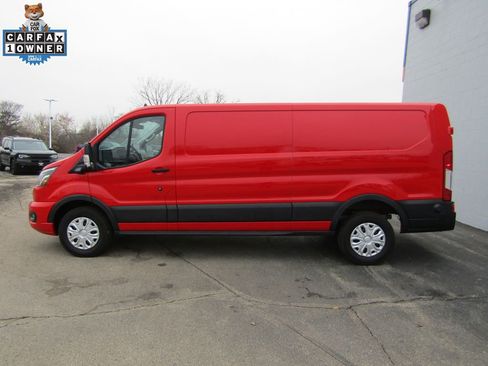 Used 2024 Ford E-Transit Low Roof RWD image 2