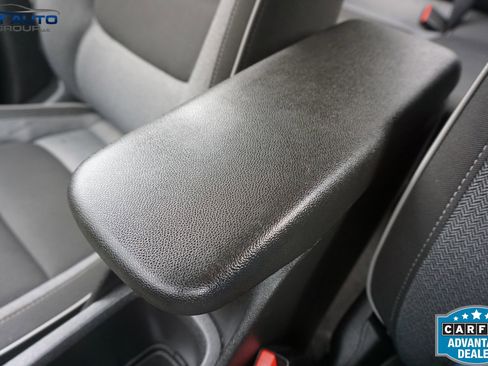 Used 2023 Chevrolet TrailBlazer LS image 35