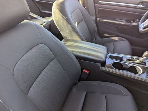 Certified 2023 Nissan Altima 2.5 SV image 11