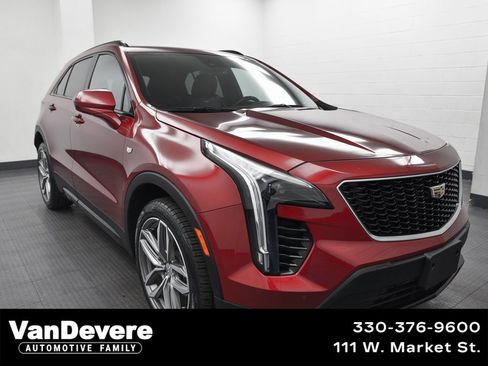Used 2019 Cadillac XT4 Sport image 1