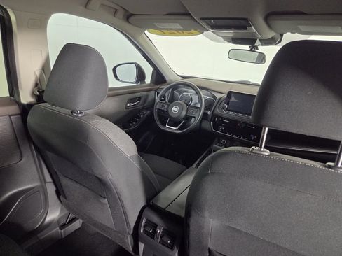 Used 2021 Nissan Rogue SV FWD image 30