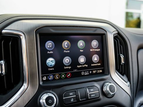 Used 2022 GMC Sierra 3500 Denali w/ Technology Package image 67