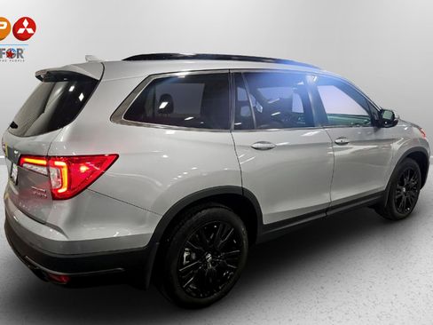 Used 2022 Honda Pilot Special Edition image 2