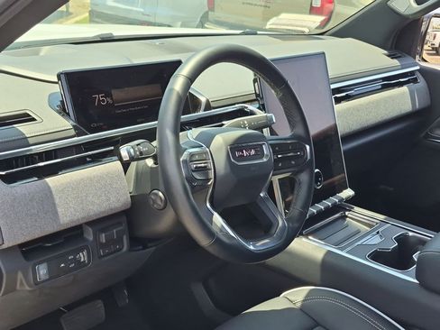 New 2026 GMC Sierra EV Elevation w/ Premium Package AWD/4WD image 11