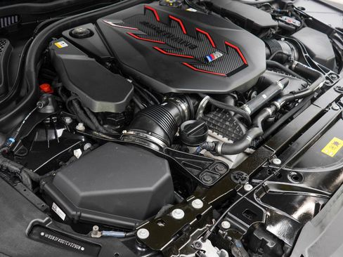 Used 2026 BMW M5 AWD/4WD image 38