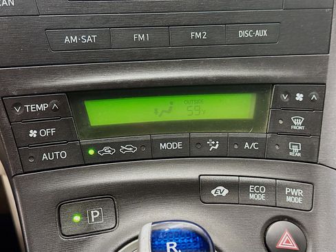 Used 2011 Toyota Prius Two image 22