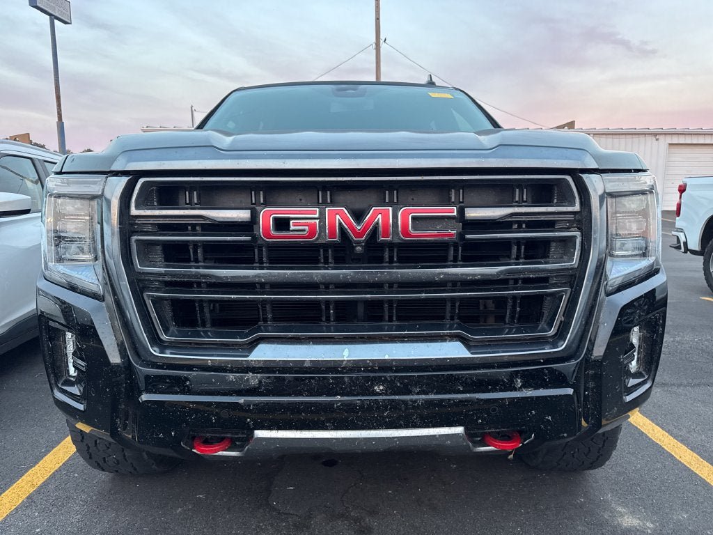 Used 2024 GMC Yukon AT4 w/ Technology Package AWD/4WD image 2