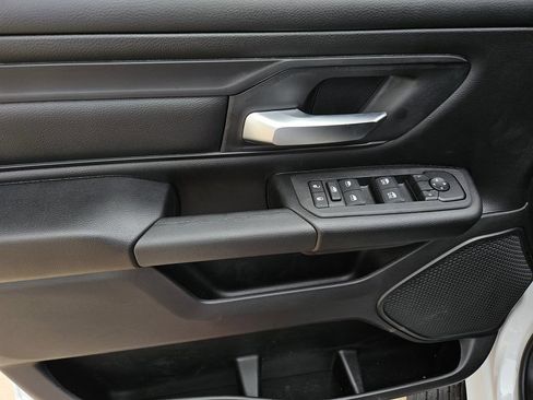 New 2026 RAM 1500 Express AWD/4WD image 15
