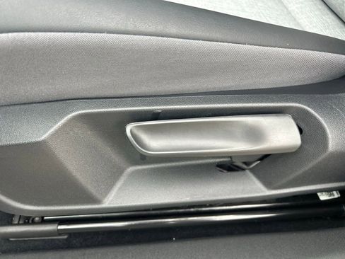 Used 2024 Volkswagen ID.4 2WD image 48