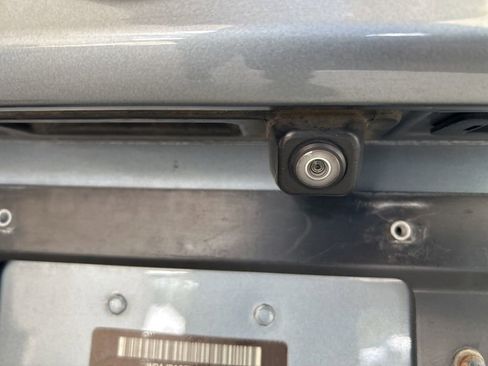 Used 2018 BMW 530e xDrive image 19