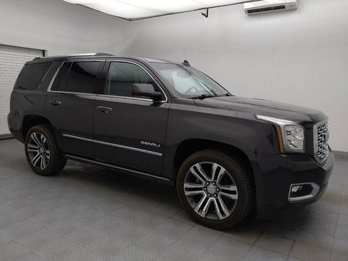 Used 2018 GMC Yukon Denali w/ Denali Ultimate Package image 11