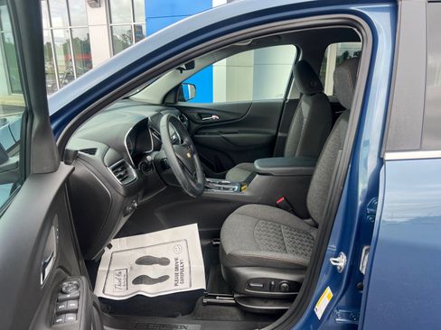 Used 2024 Chevrolet Equinox LT FWD image 8