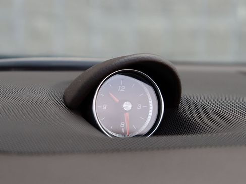 Used 2017 Mercedes-Benz SL 550 w/ Driver Assistance Package image 20