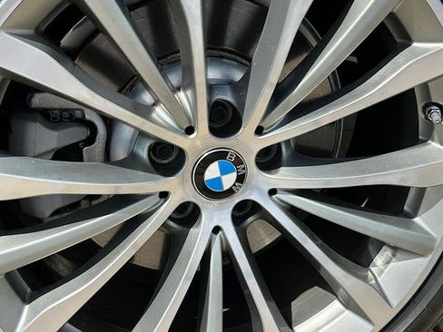 Used 2023 BMW 530i xDrive w/ Premium Package AWD/4WD image 35