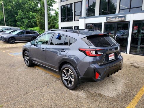 Used 2024 Subaru Crosstrek 2.0i Premium AWD/4WD image 7