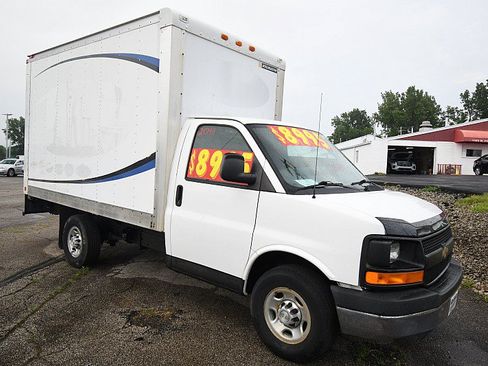 Used 2013 Chevrolet Express 3500 RWD image 1